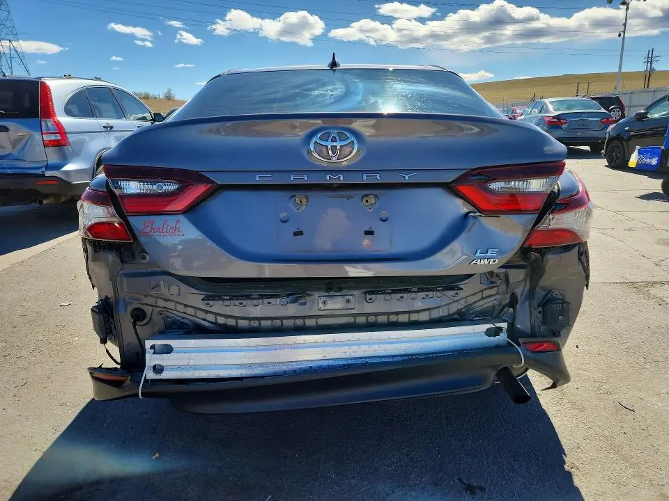 2021 TOYOTA CAMRY LE  