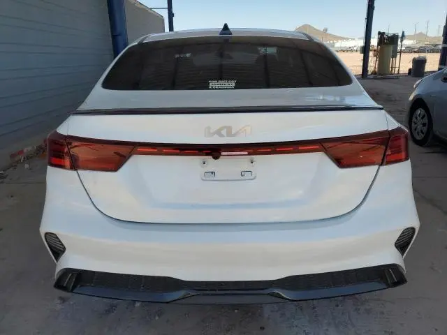 2023 KIA FORTE GT LINE  