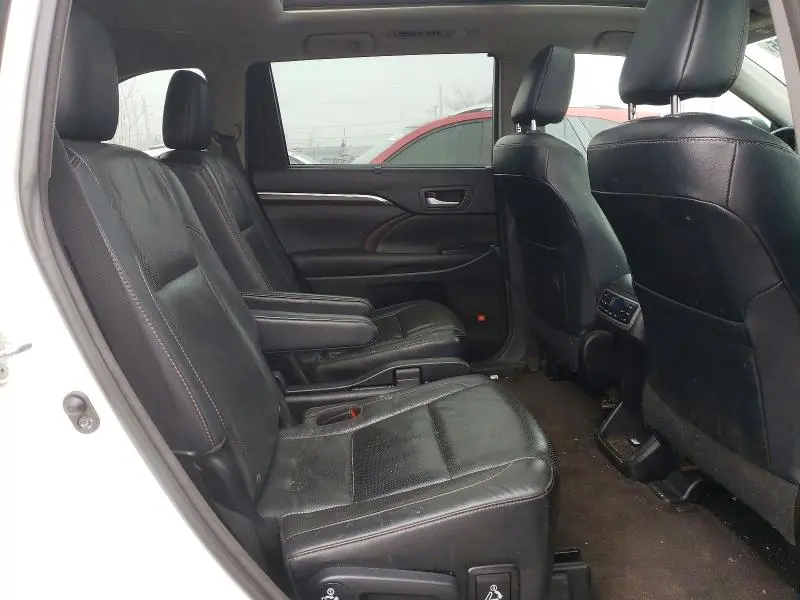 2016 TOYOTA HIGHLANDER LIMITED  