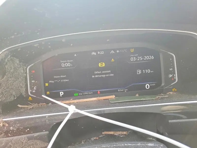 2022 VOLKSWAGEN TIGUAN SE R-LINE BLACK  