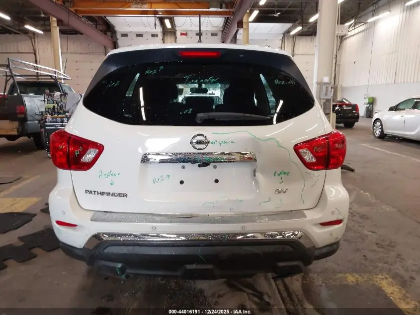 2018 NISSAN PATHFINDER SV