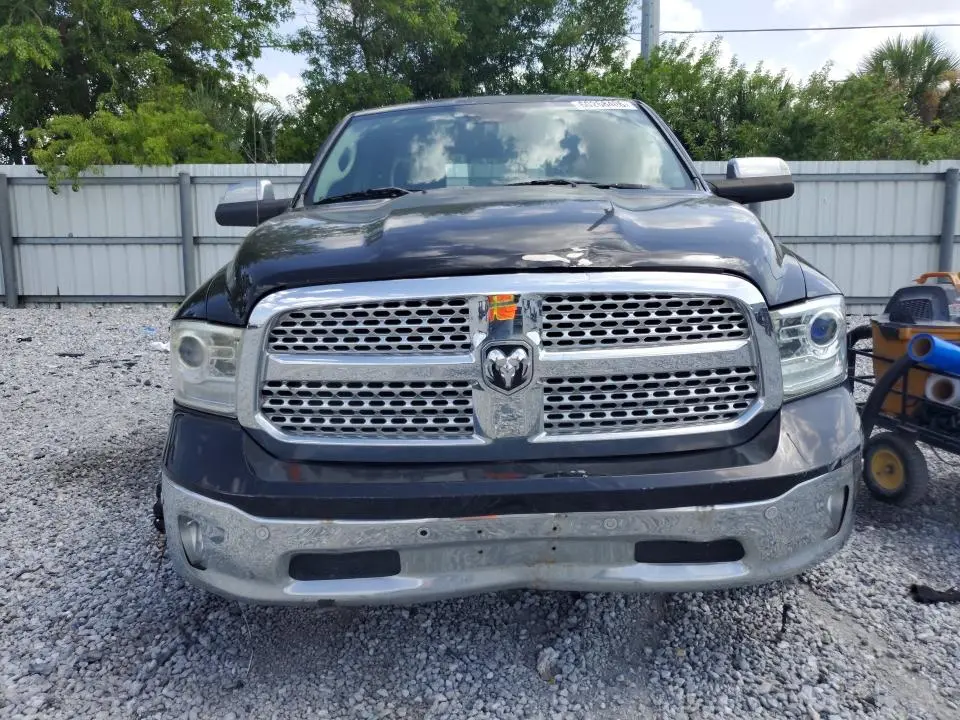 2016 RAM 1500 LARAMIE  