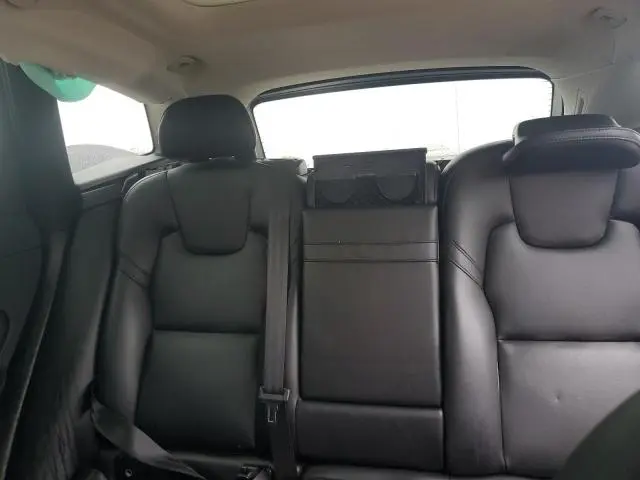 2019 VOLVO XC60 T5 MOMENTUM  