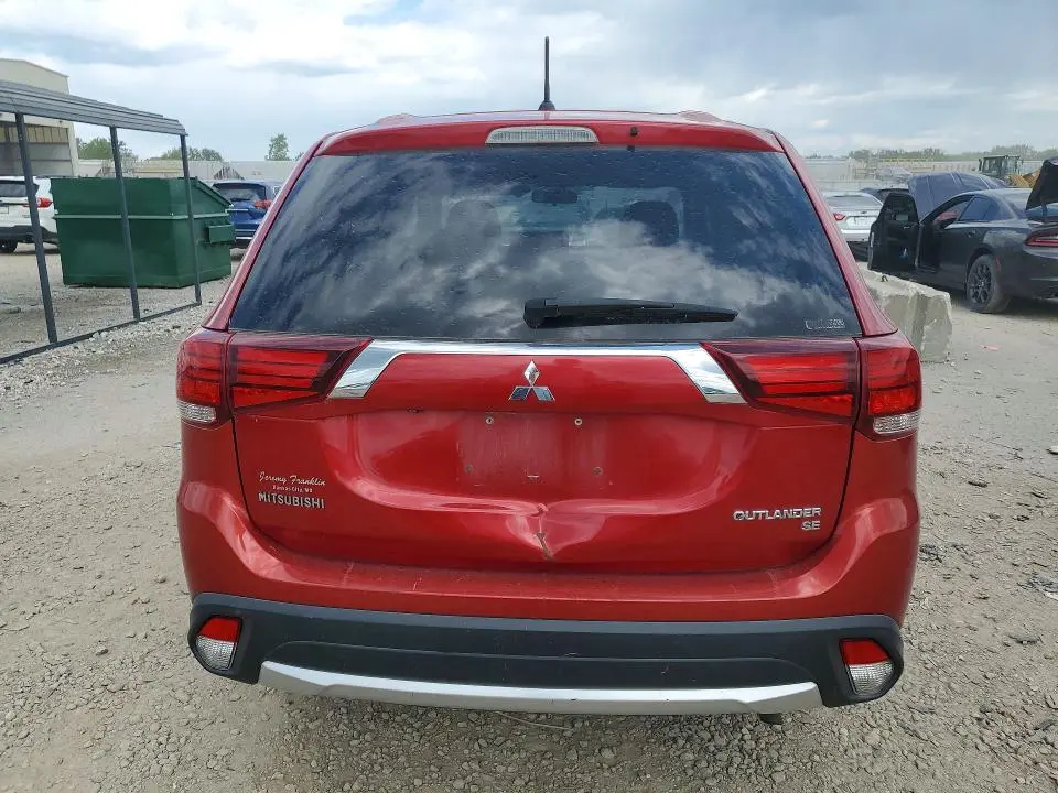 2016 MITSUBISHI OUTLANDER SE  