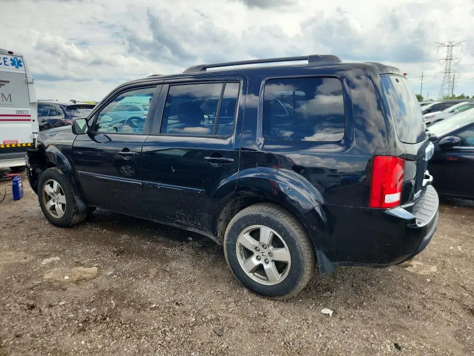 2011 HONDA PILOT EXLN  