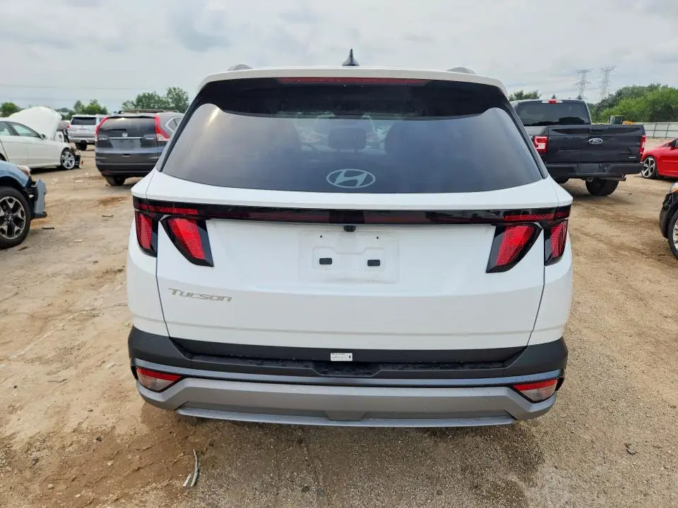 2026 HYUNDAI TUCSON SEL  