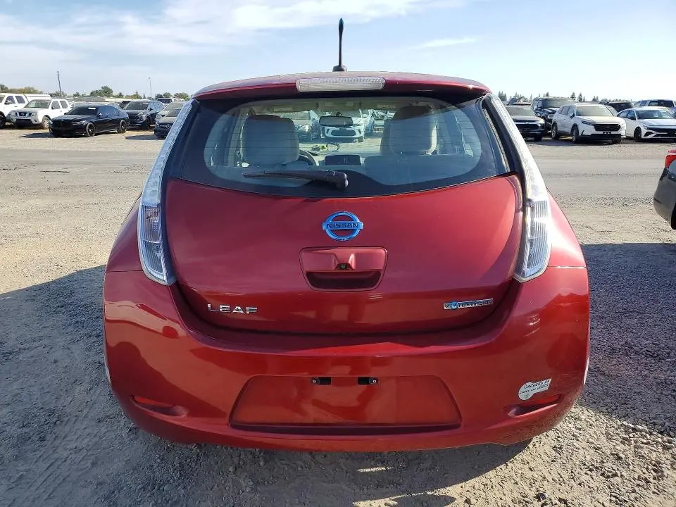 2012 NISSAN LEAF SV  