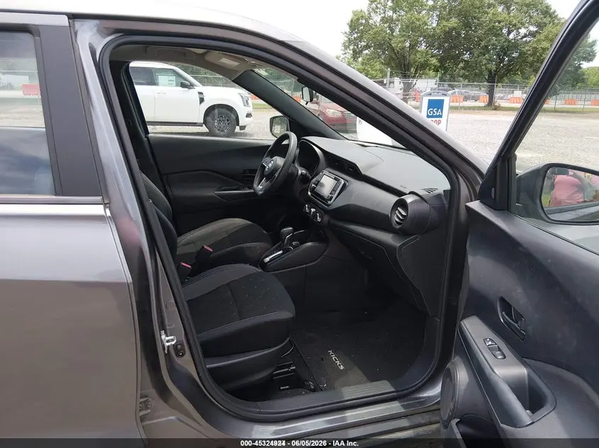 2020 NISSAN KICKS S XTRONIC CVT