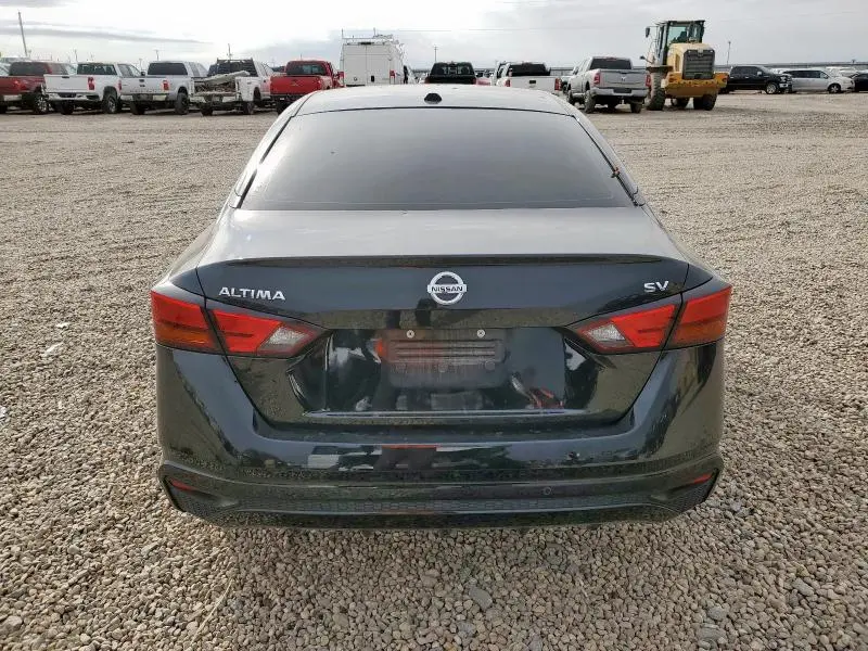 2021 NISSAN ALTIMA SV  