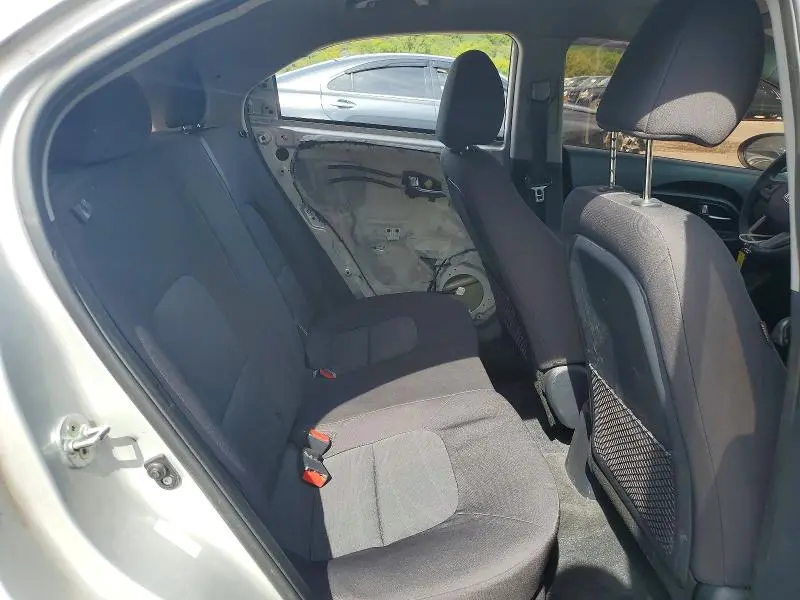 2016 KIA RIO LX  
