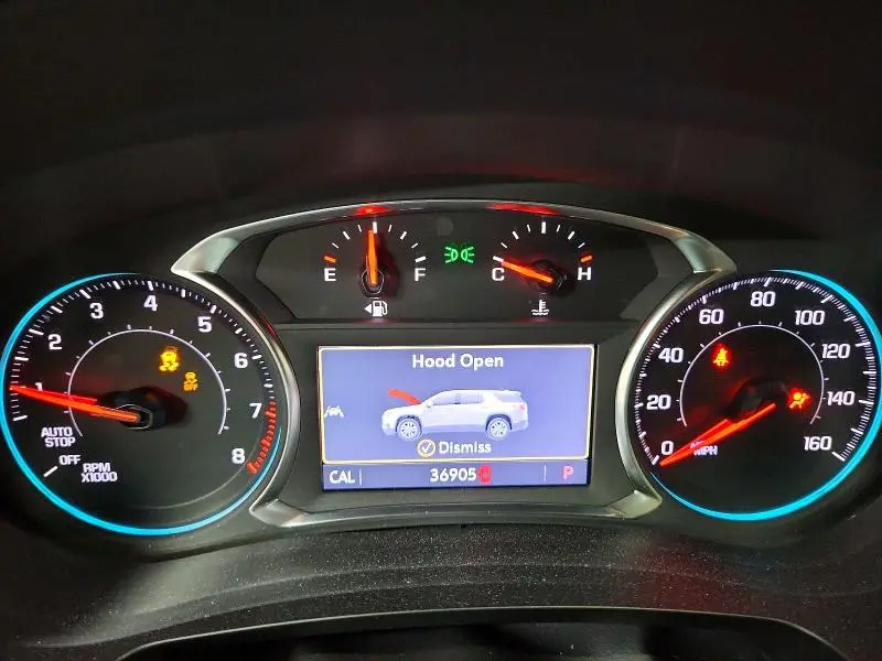 2022 CHEVROLET TRAVERSE LT  