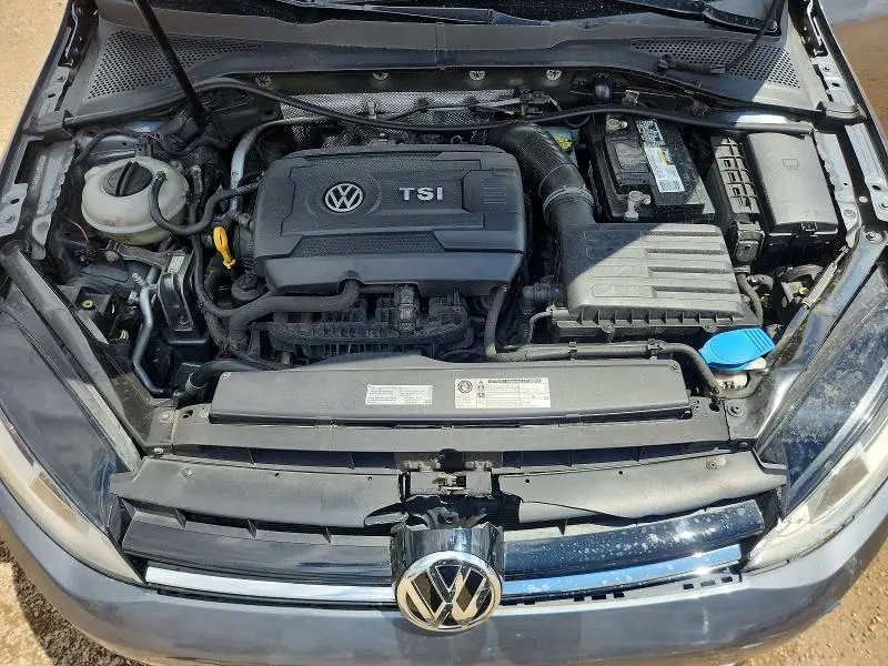2016 VOLKSWAGEN GOLF S/SE  