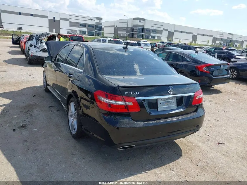 2011 MERCEDES-BENZ E 350  