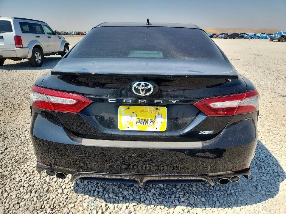 2018 TOYOTA CAMRY XSE  