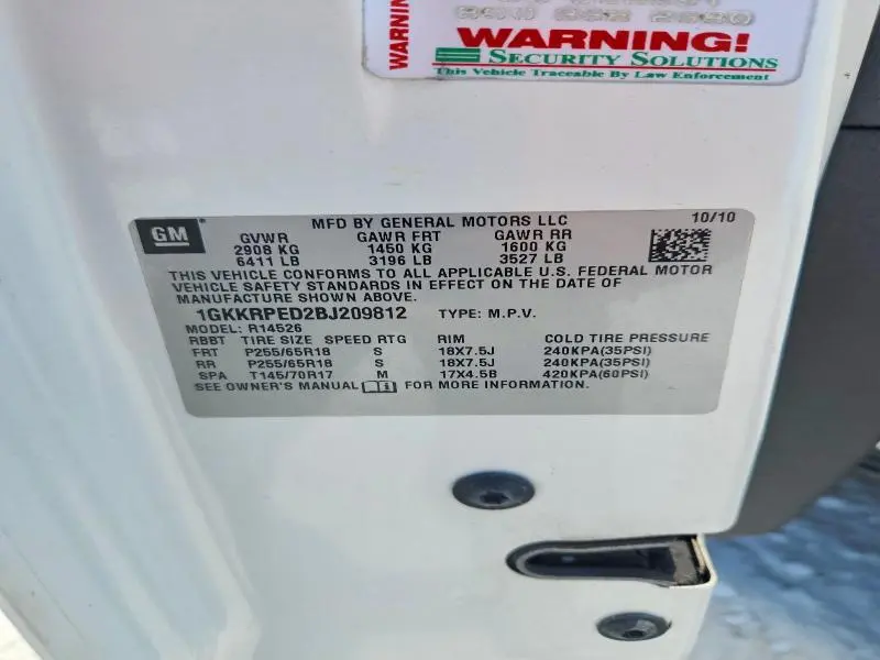 2011 GMC ACADIA SLE  