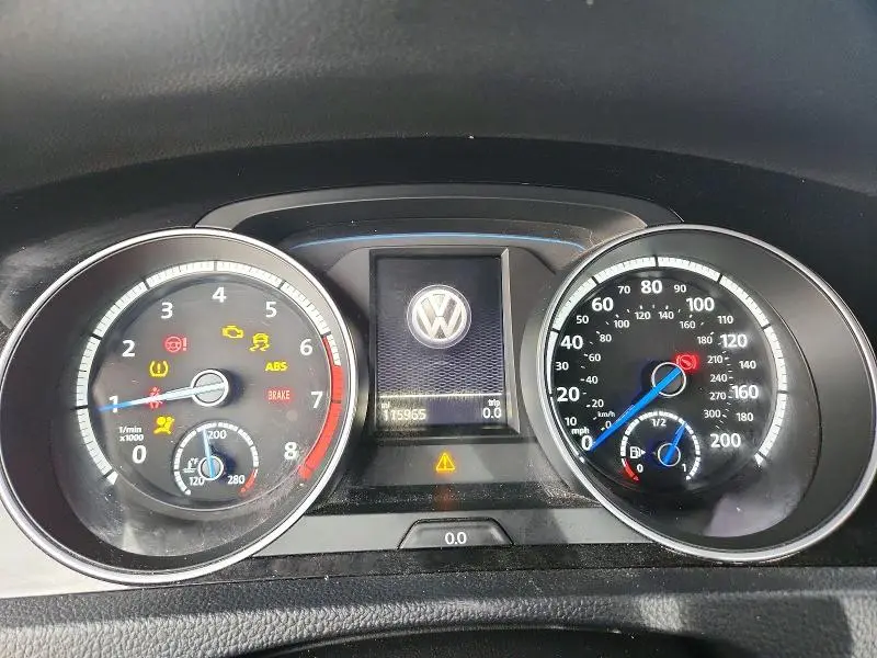 2016 VOLKSWAGEN GOLF R   