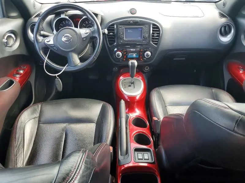 2011 NISSAN JUKE S  