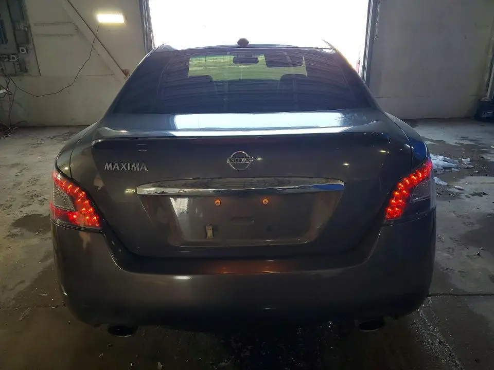 2013 NISSAN MAXIMA S  