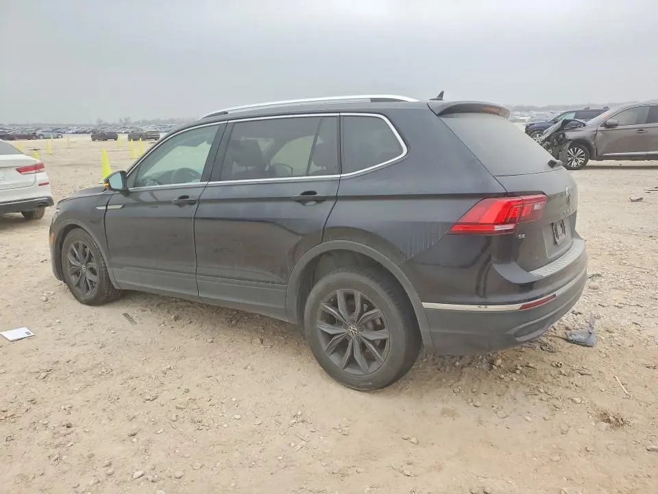 2022 VOLKSWAGEN TIGUAN SE  