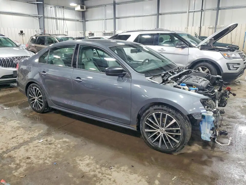 2015 VOLKSWAGEN JETTA SE  