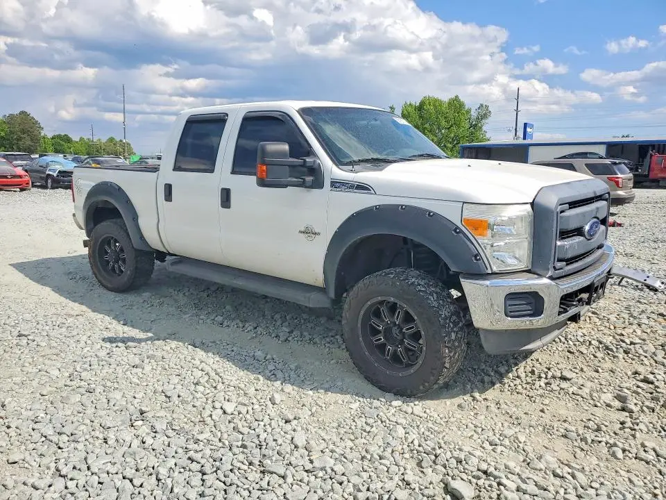 2011 FORD F250   