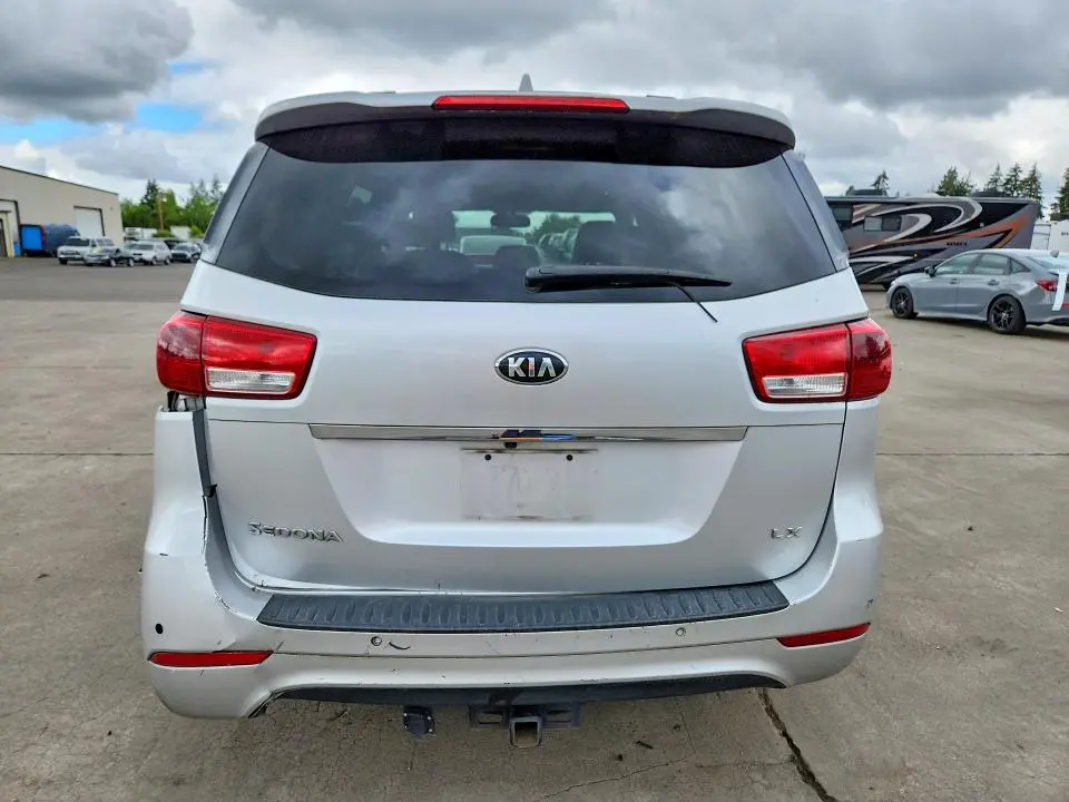 2016 KIA SEDONA LX  