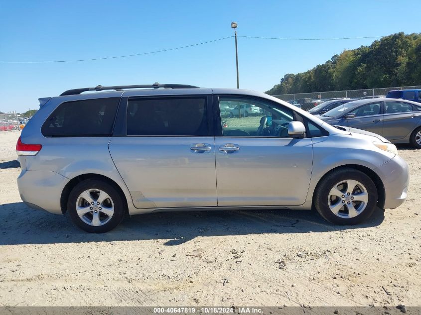 2011 TOYOTA SIENNA LE V6