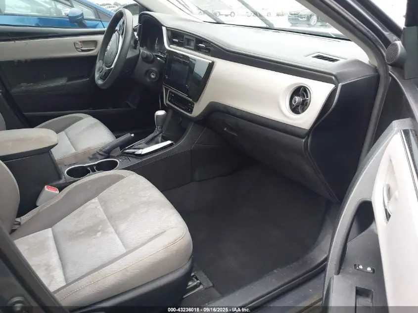 2018 TOYOTA COROLLA LE