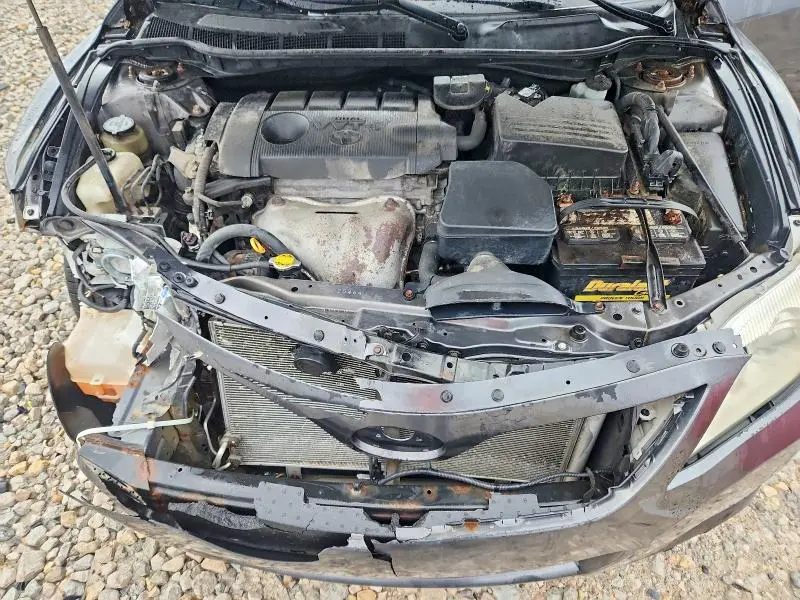2011 TOYOTA CAMRY LE  