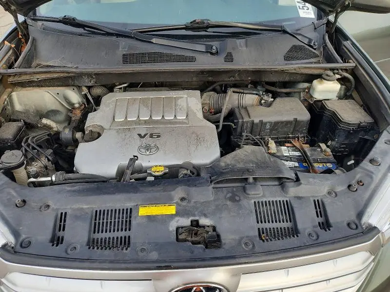 2012 TOYOTA HIGHLANDER BASE  