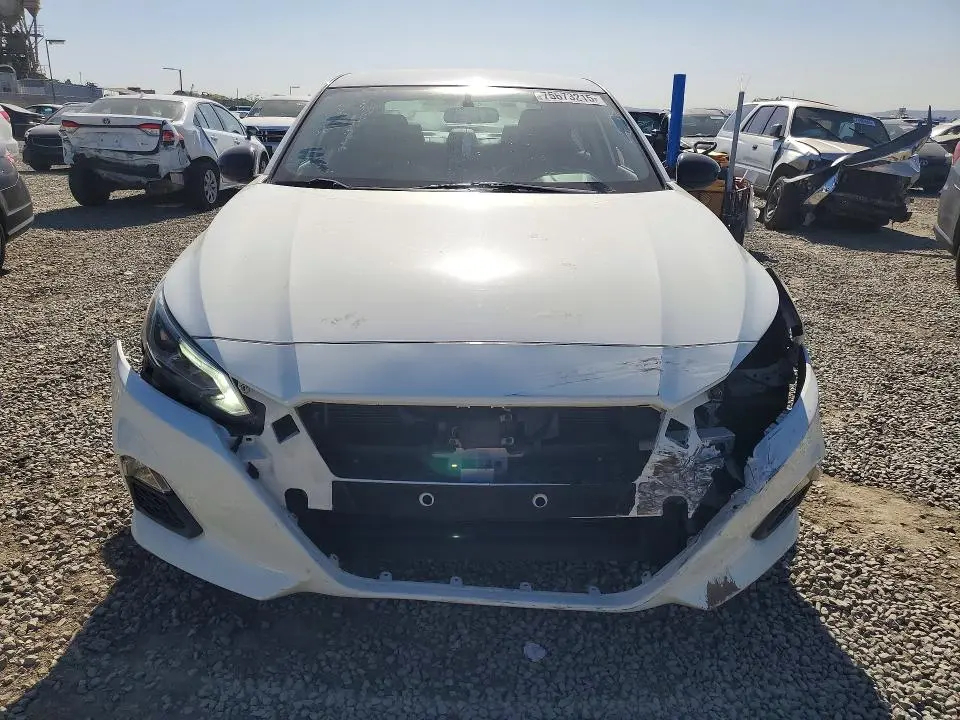 2019 NISSAN ALTIMA 2.5 SR  