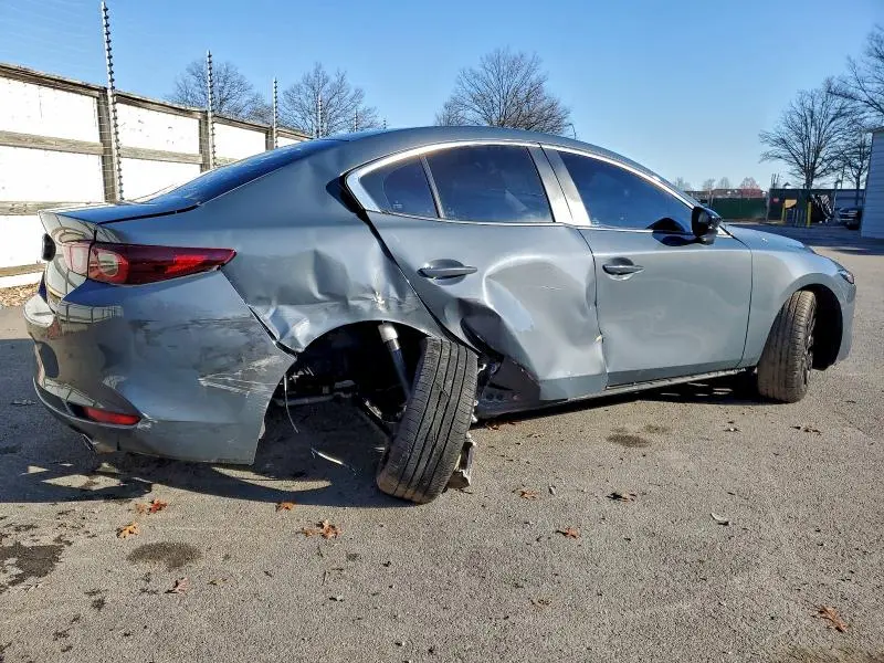 2024 MAZDA 3 PREFERRED  