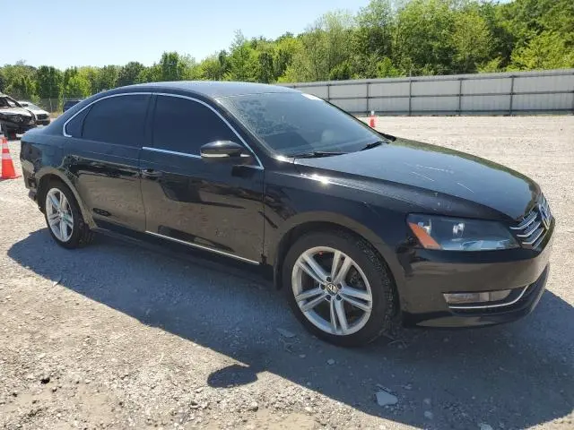 2013 VOLKSWAGEN PASSAT SEL  