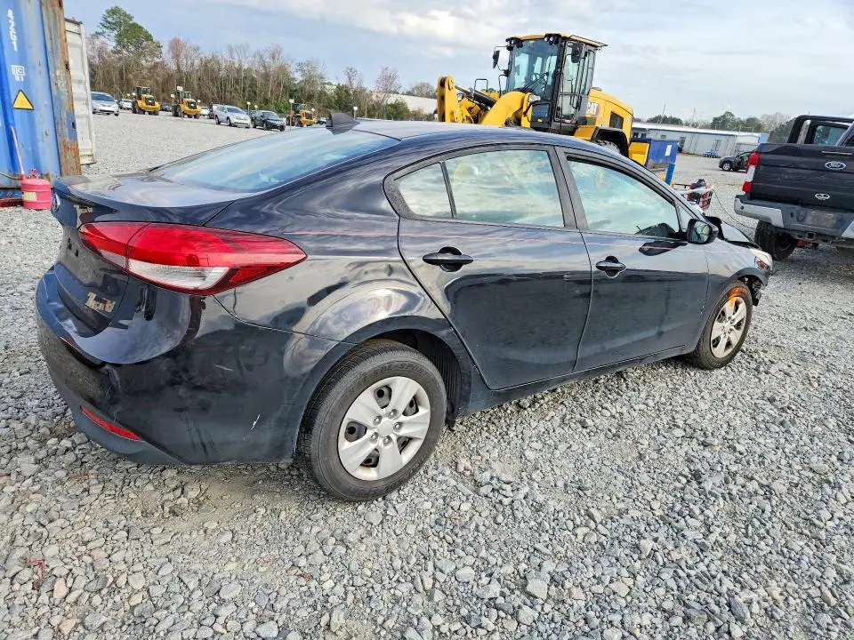 2017 KIA FORTE LX