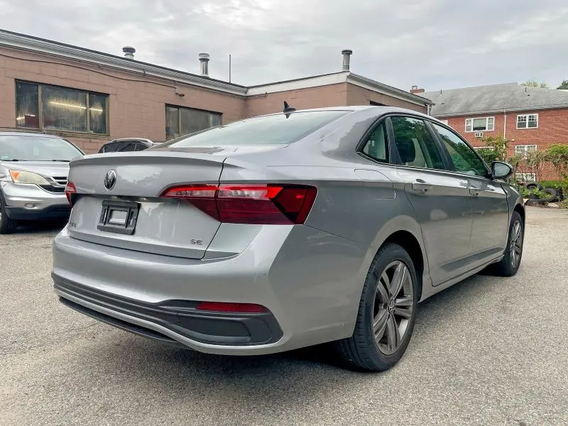 2022 VOLKSWAGEN JETTA SE  