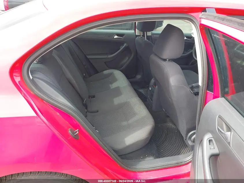2013 VOLKSWAGEN JETTA 2.0L S