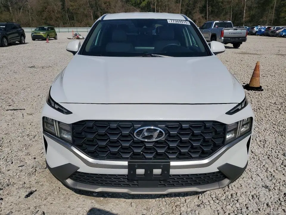 2021 HYUNDAI SANTA FE SE  