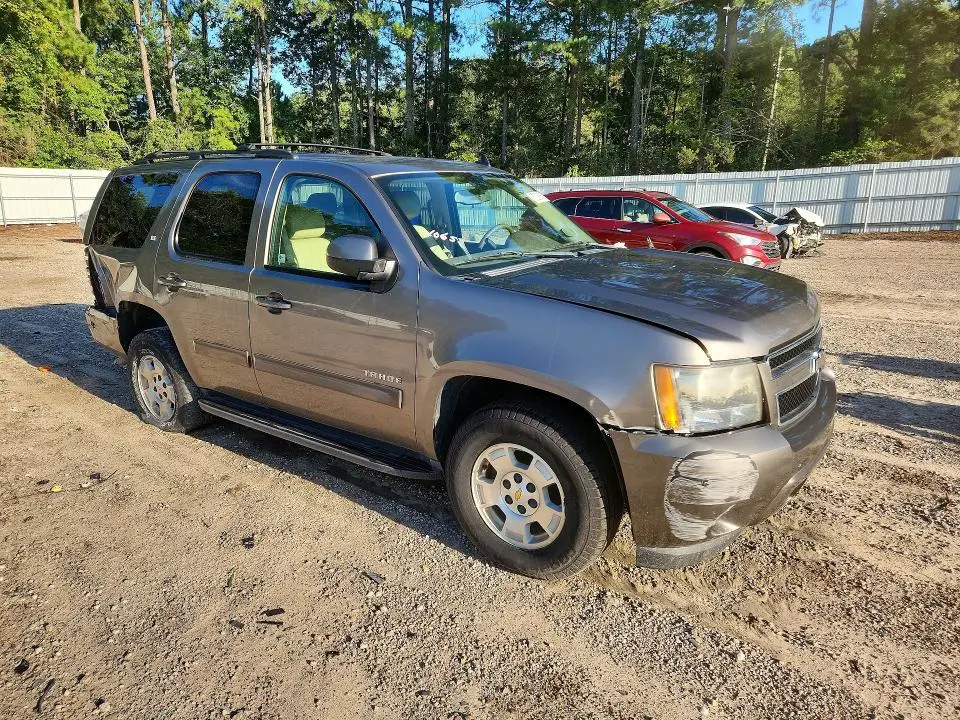 2011 CHEVROLET TAHOE K1500 LT  