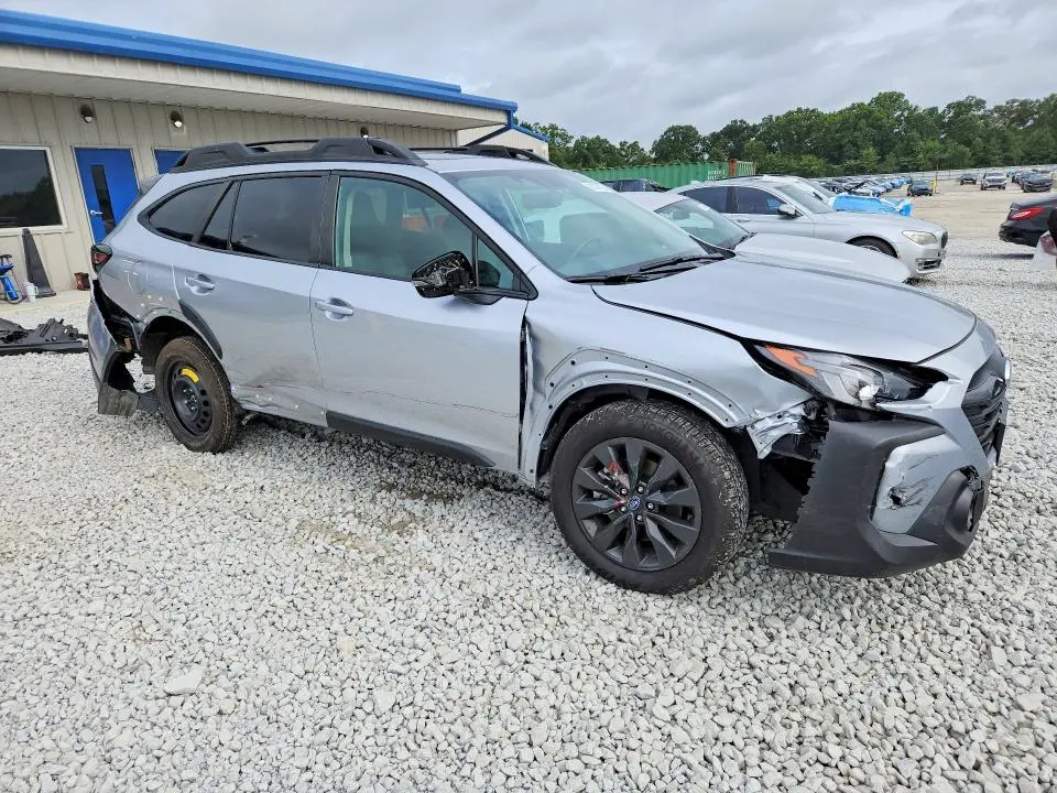 2025 SUBARU OUTBACK ONYX EDITION  