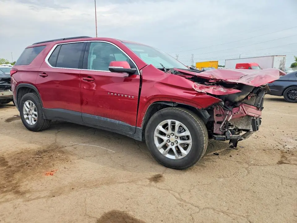 2021 CHEVROLET TRAVERSE LT  