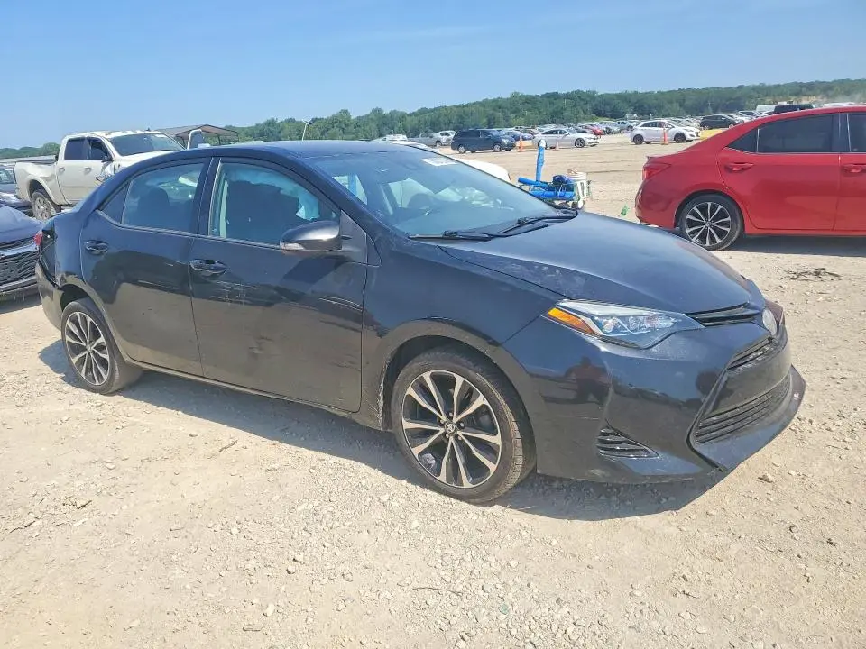 2017 TOYOTA COROLLA SE  
