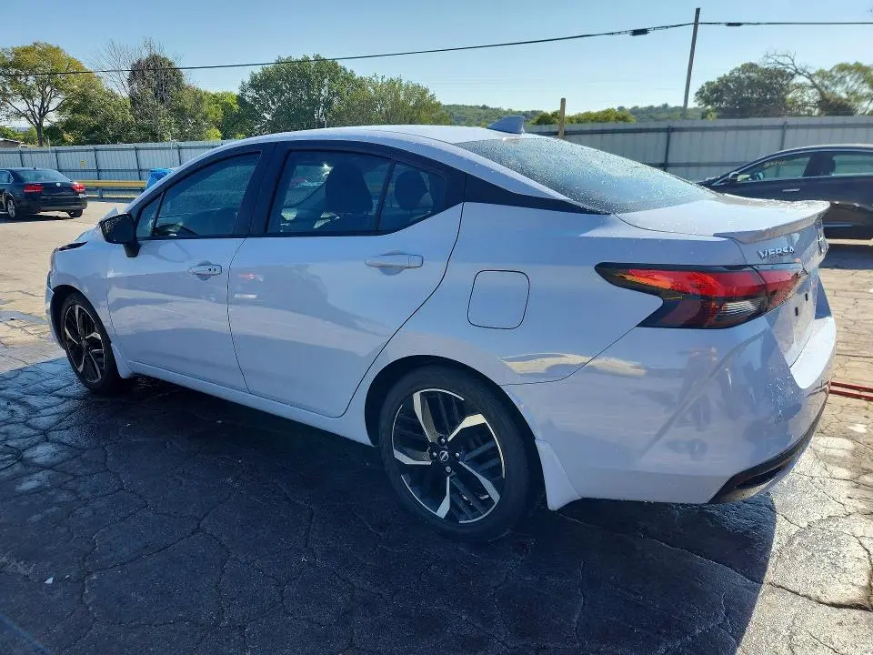 2025 NISSAN VERSA SR  