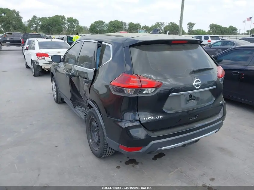 2017 NISSAN ROGUE S