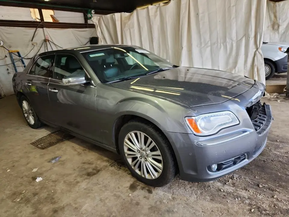 2012 CHRYSLER 300 LIMITED  