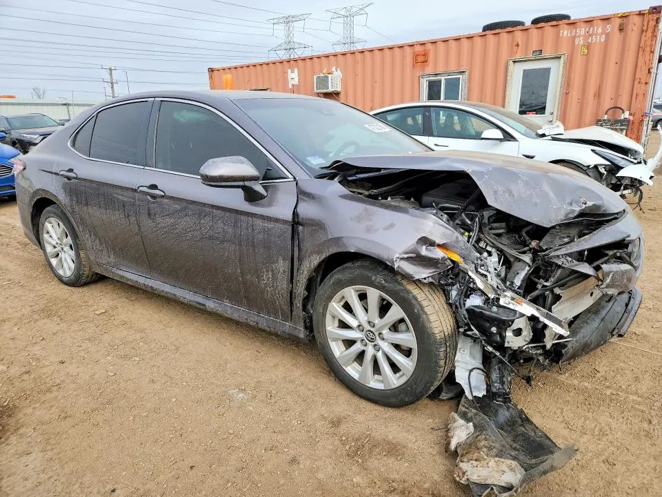 2020 TOYOTA CAMRY LE  