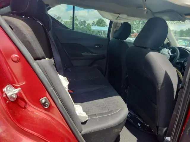 2021 NISSAN KICKS SV  