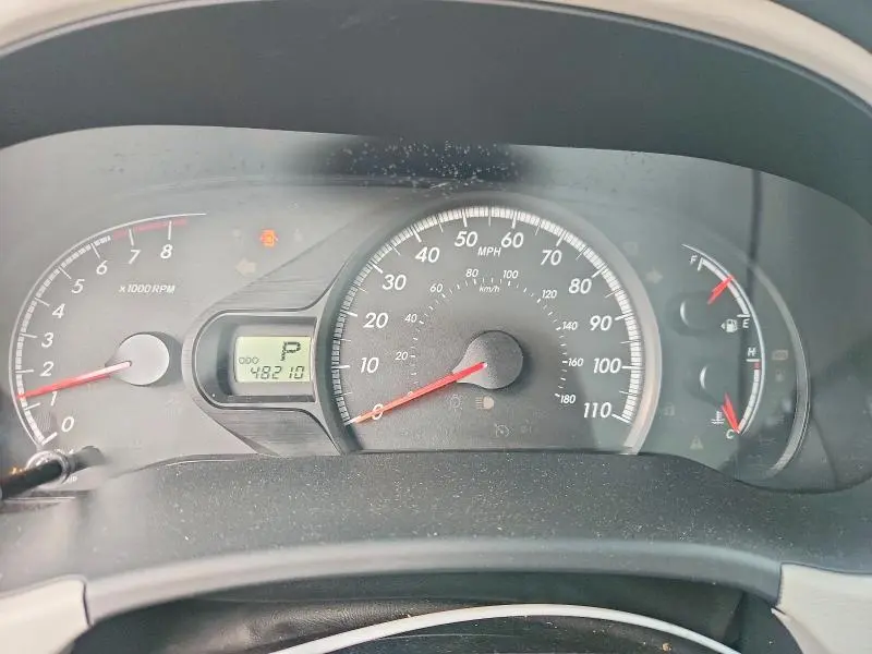 2014 TOYOTA SIENNA LE  