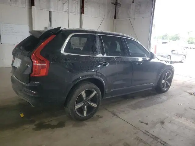 2017 VOLVO XC90 T6  