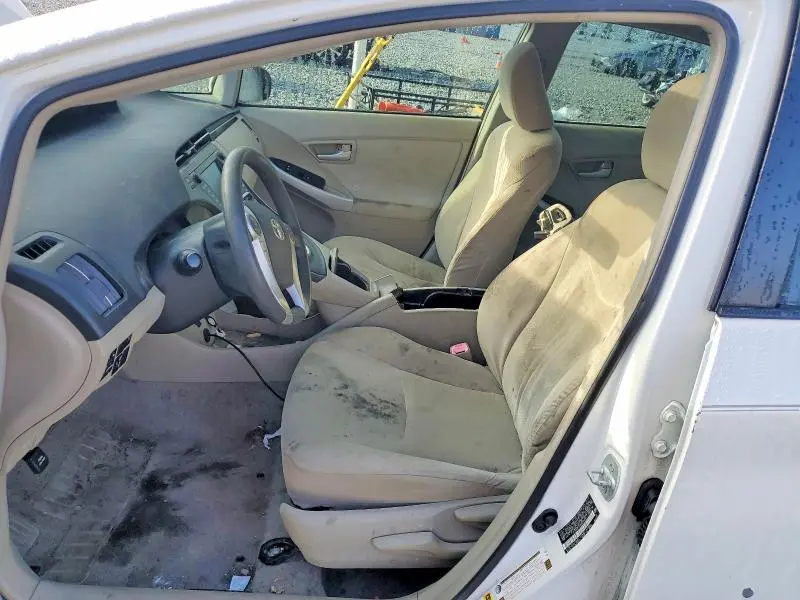 2010 TOYOTA PRIUS III  