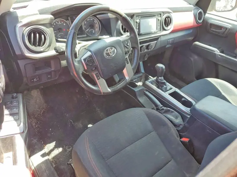 2019 TOYOTA TACOMA SR5 V6  